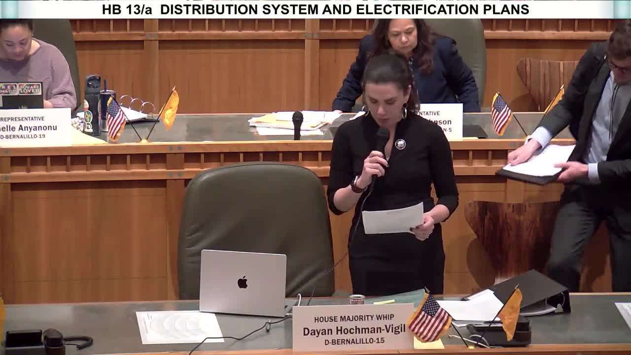 New Mexico House advances Power Up New Mexico bill for grid modernization and electrification