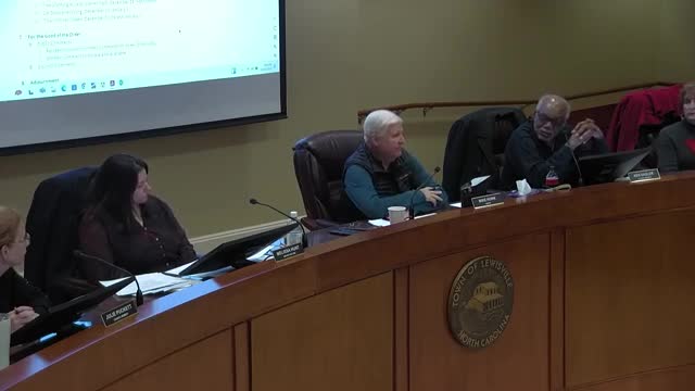 Council debates two-year mayor term amid concerns over partisan elections in Louisville