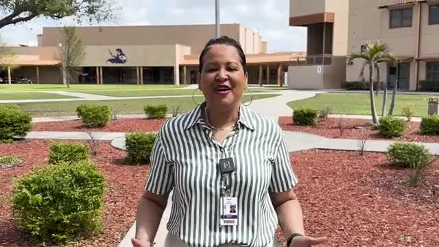 Sfoto High School launches dual enrollment program with Hillsborough Community College