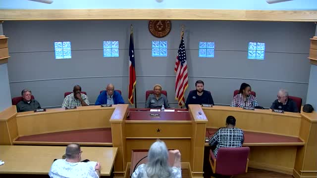 Residents urge Crockett council to change executive session practices for community access