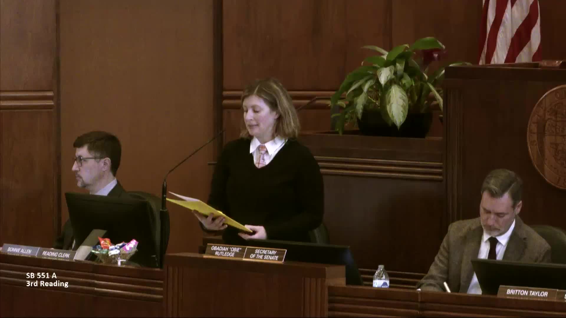 Senate Approves Bill to Limit Single-Use Plastics and Phase Out Small Hotel Toiletries