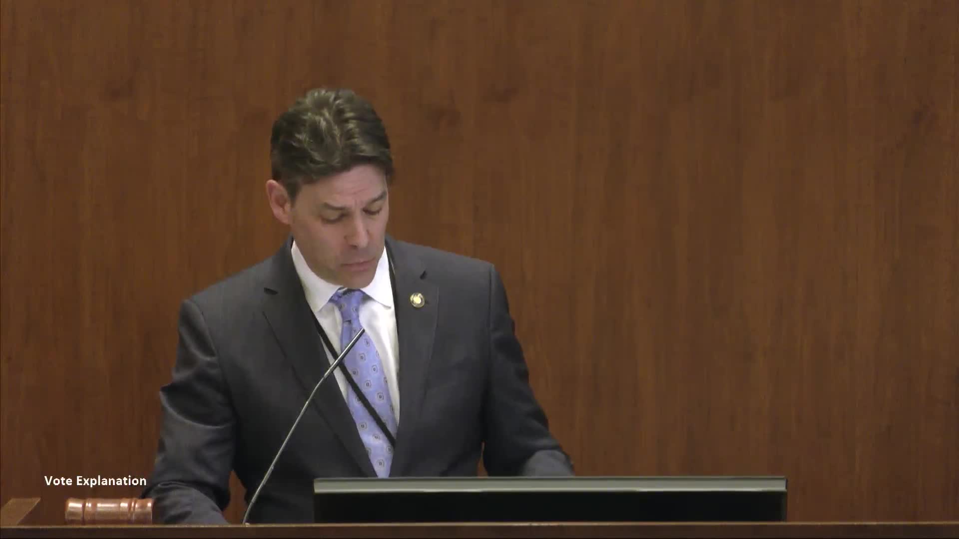 Oregon Senate passes key bills on meat inspection and youth diversion services