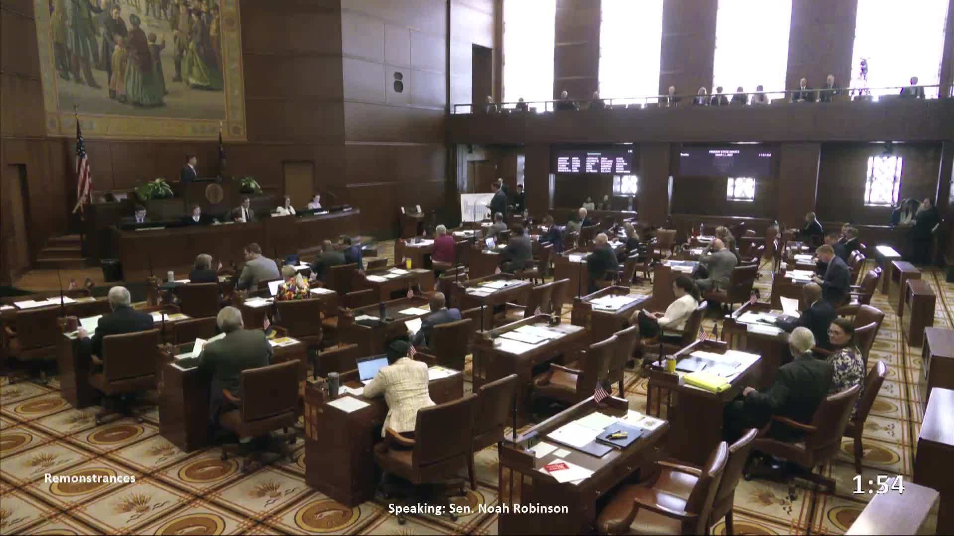 Oregon Senate debates controversial bill allowing unemployment for striking workers