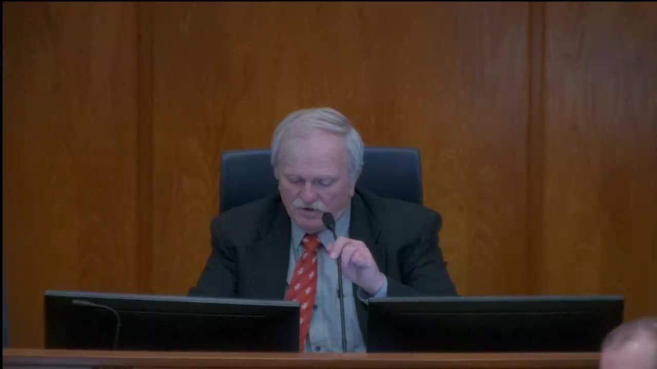 Pastor Ermentrout leads prayer as North Dakota House session opens