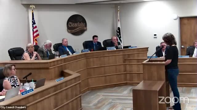 Clear Lake council urged to improve animal shelter management and communication