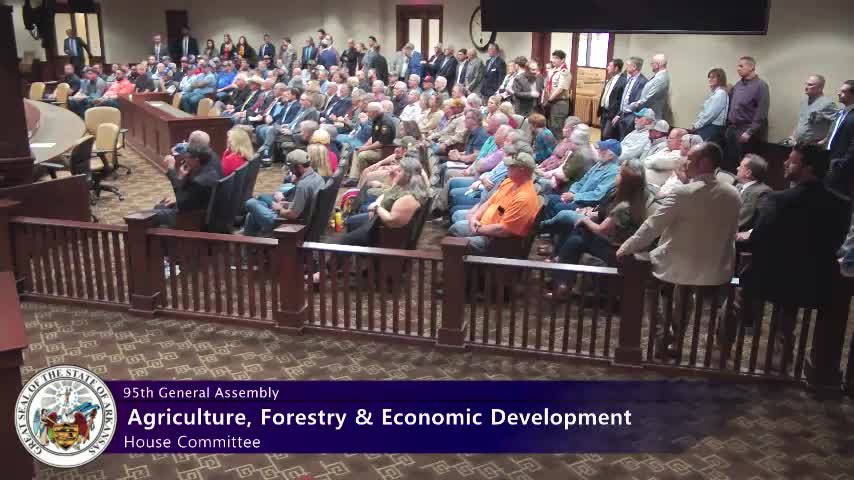 House committee approves bill to require royalty transparency, clarify "net proceeds" for natural gas