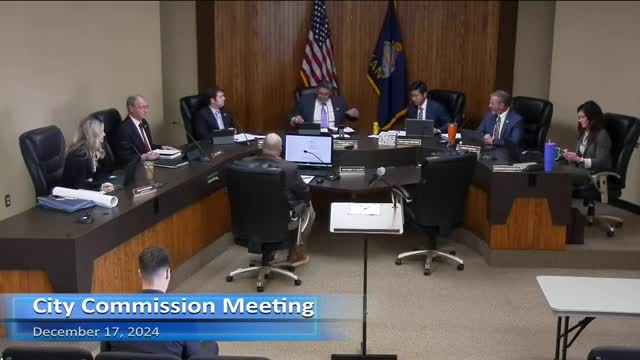 Mayor leads Garden City in prayer and pledge at council meeting