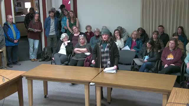 Forest Lake residents urge tax relief and school funding renewal in community meeting