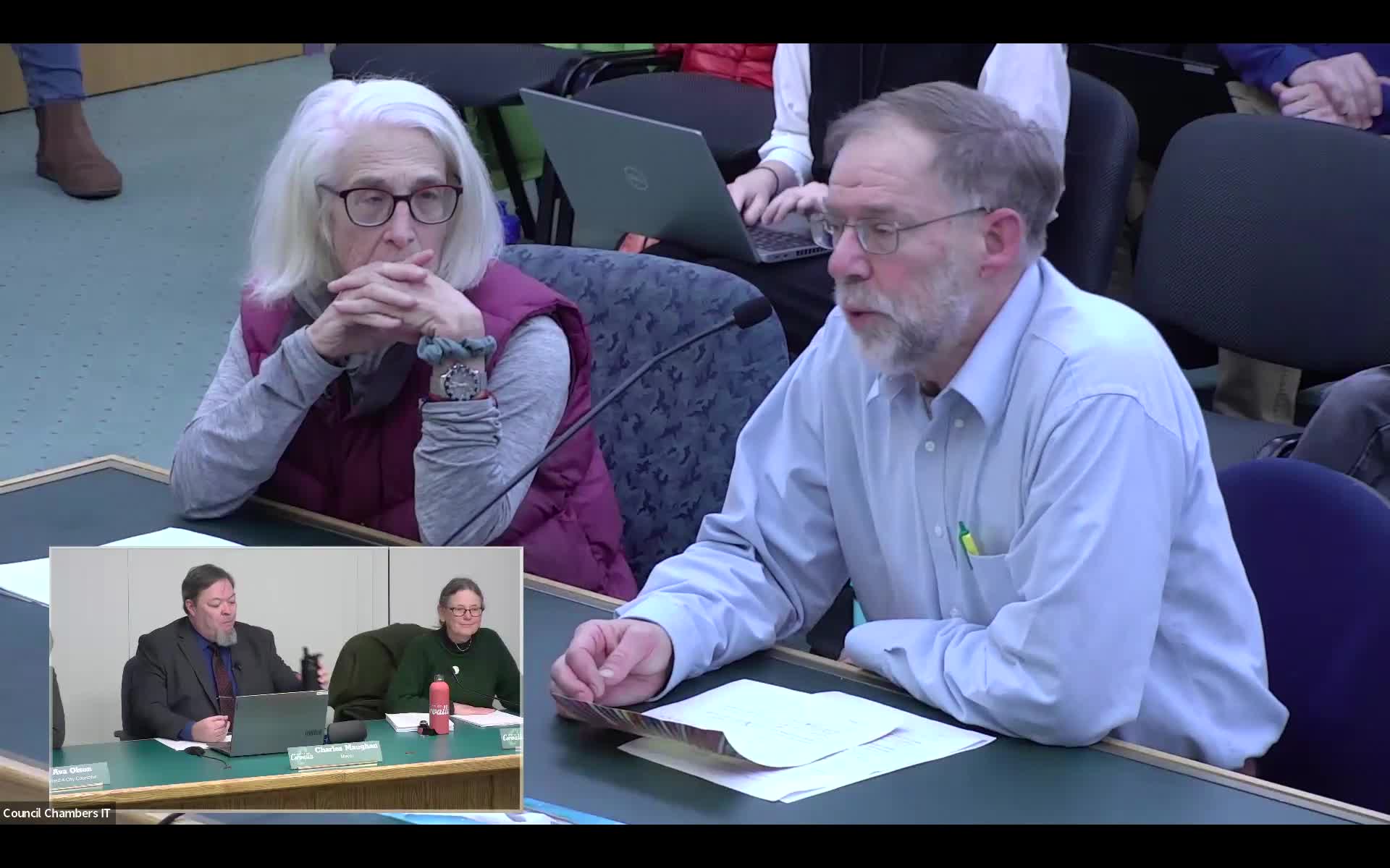 Corvallis Council discusses protected intersections and low-stress bike network plans