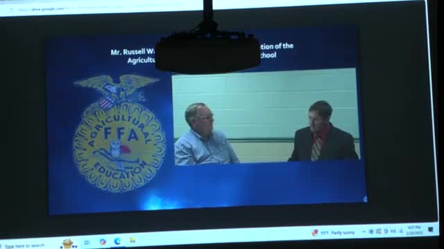 Warren County High School teacher highlights 42 years in agricultural education