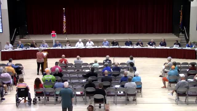 Sun City residents voice concerns over general manager’s performance during public meeting