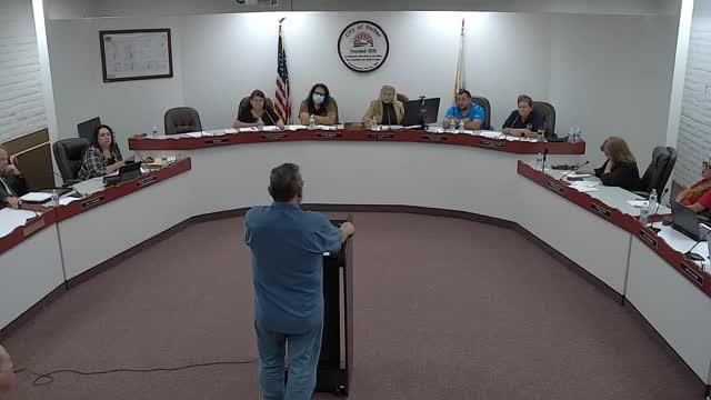 Mayor of Kerman urges Parlier Council to unify amidst divisive tensions