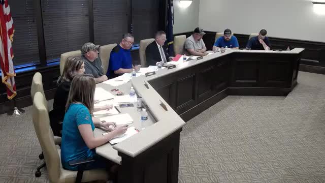 Martin County Physical Court holds regular meeting with prayer and public hearing