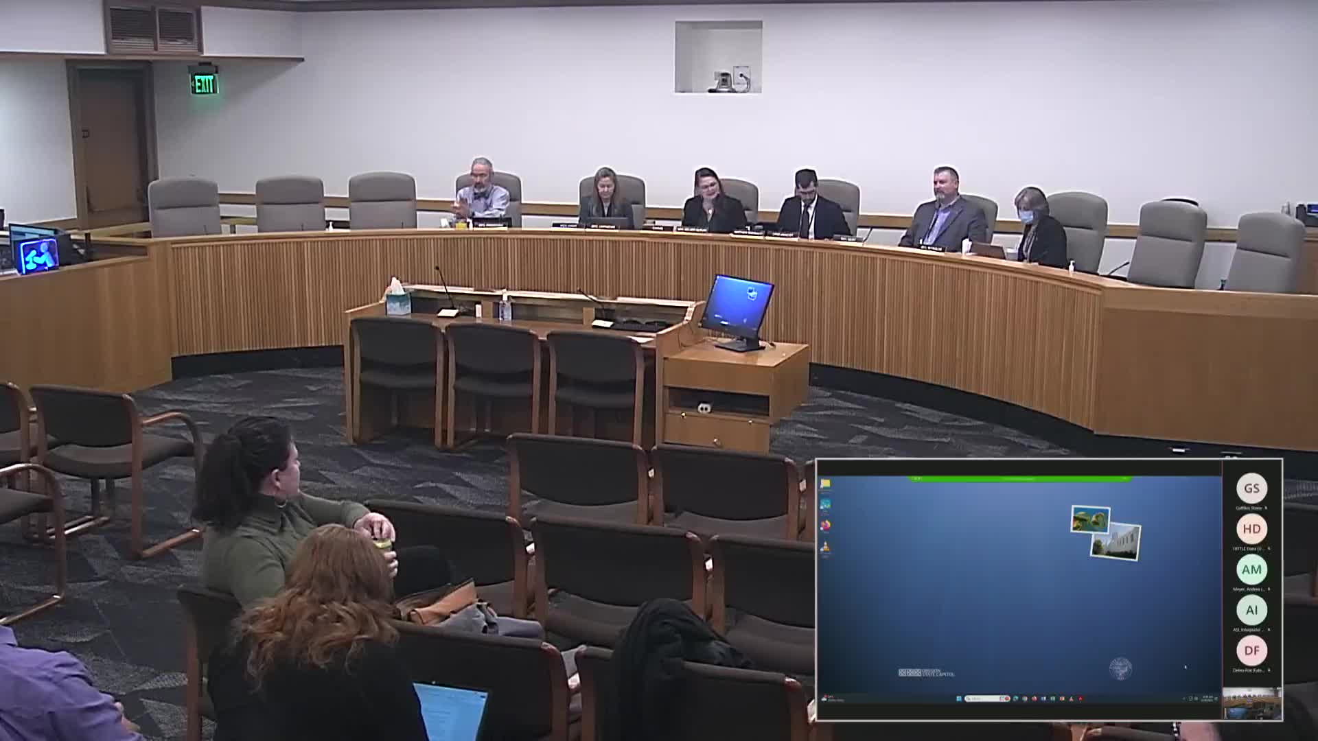 Oregon Senate holds first hearing on long-term care regulation bills