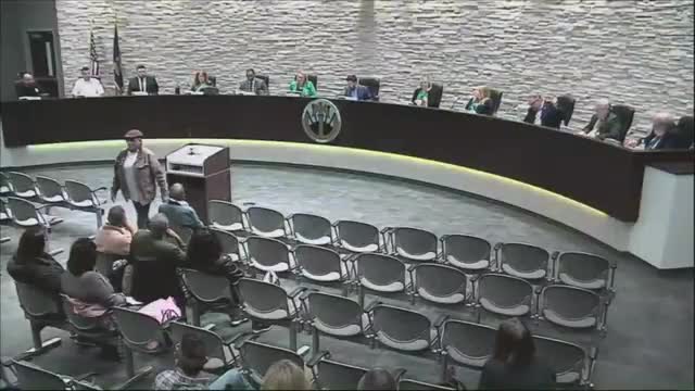 Westland residents praise police and discuss community concerns at city council meeting