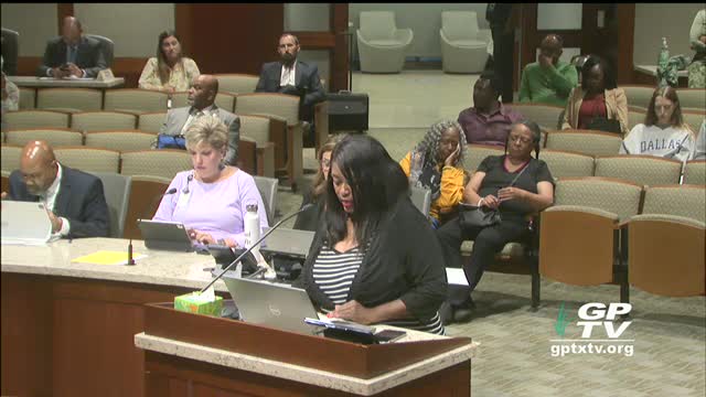 Dolores Phillips criticizes Grand Prairie police in Women’s History Month speech