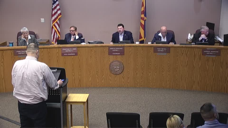 Yuma County board asks planning commission to draft zoning changes to allow backyard chickens on lots under half-acre