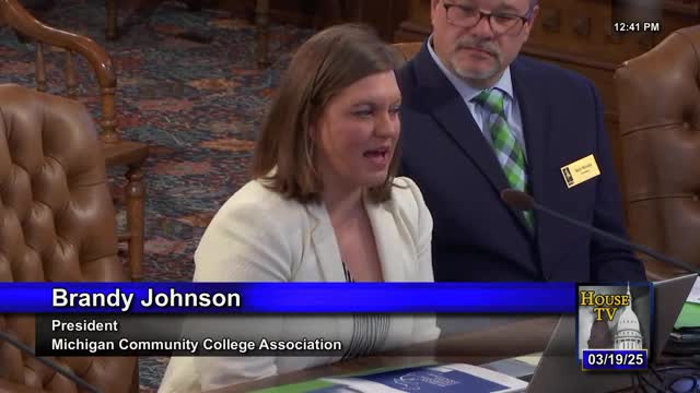 Michigan lawmakers discuss expanding dual enrollment and financial aid for community colleges