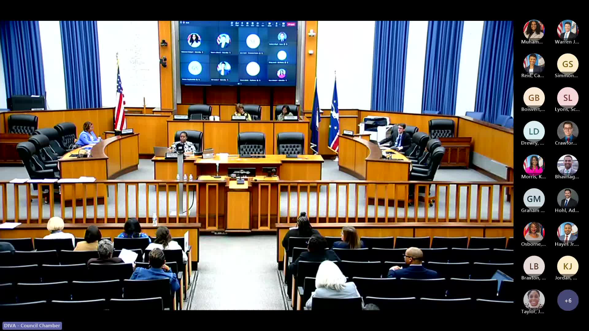 Committee forwards multiple ordinances and one resolution to council, recommending approval