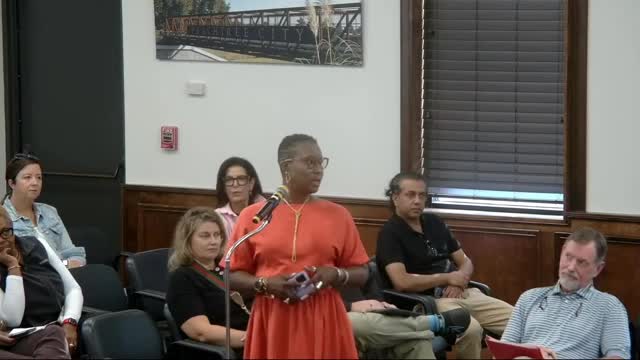 Fayette County Board of Realtors warns against STR policy infringing property rights