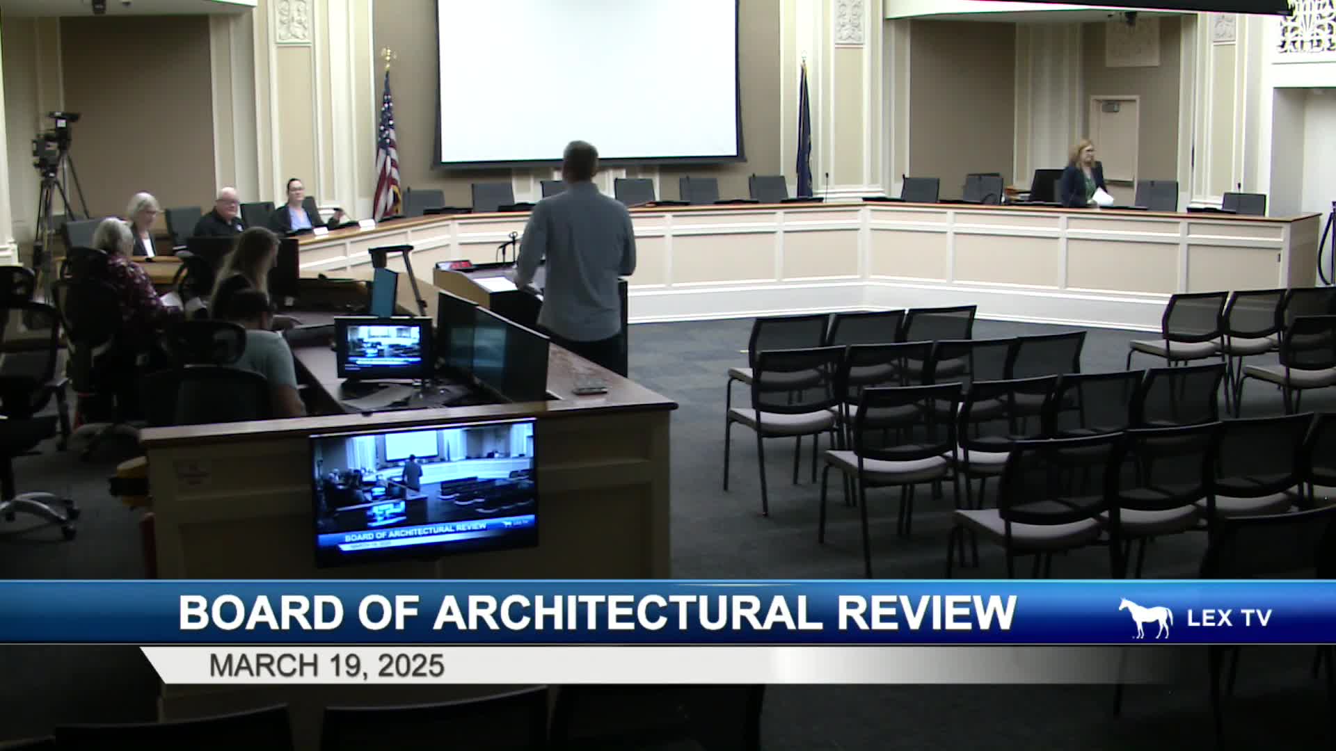 Board reviews two conceptual infill proposals at 320 Hampton Court and 438 Fayette Park; members ask for more context drawings