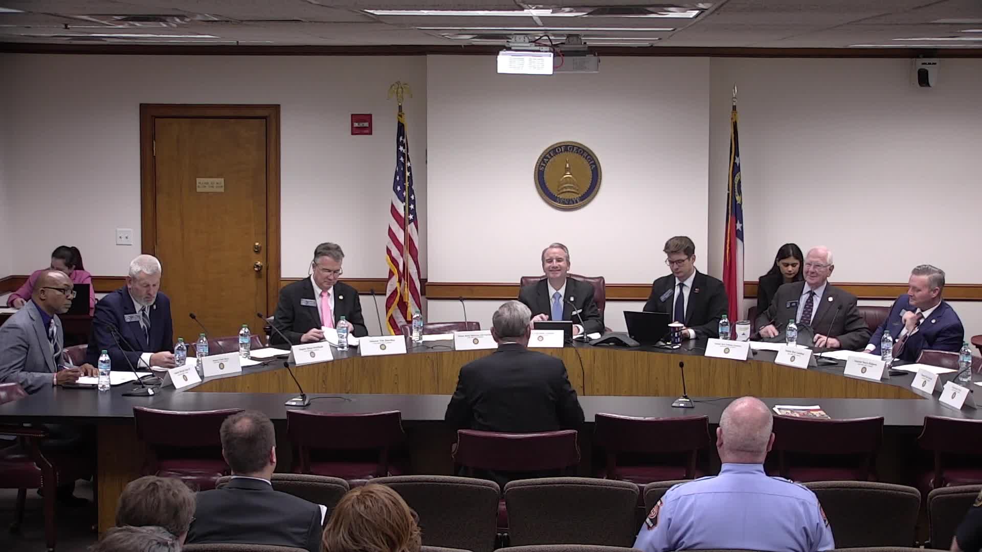 Senate committee approves bill to authorize dementia training course for first responders