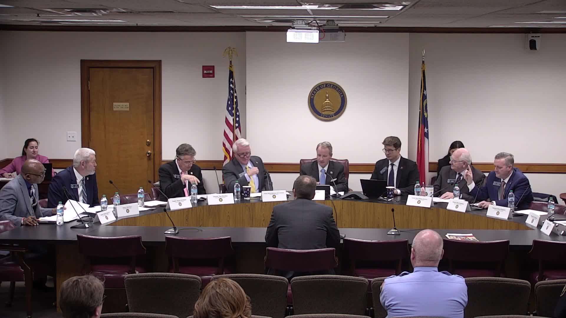 Georgia Senate committee approves funeral procession bill with flashing purple lights