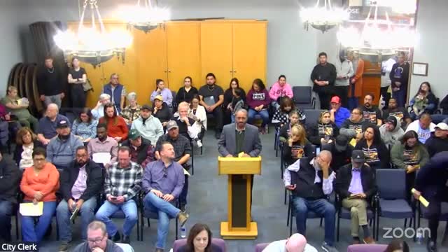 Selma residents demand Costco while questioning city administration transparency