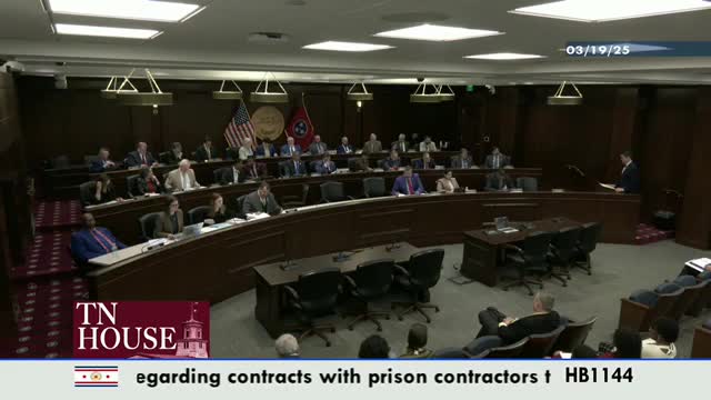 Committee moves bill to reduce private-prison populations where inmate death rates are high