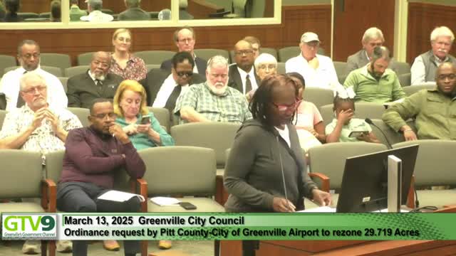 City Council approves airport expansion with vegetation buffer for nearby residents