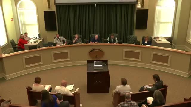 City Council reviews variance request for 302 Patterson Street amid neighborhood concerns