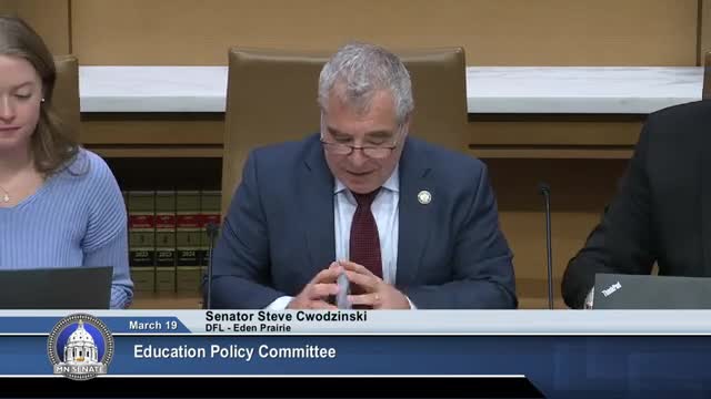 Panel backs bill to let districts count internships, apprenticeships as instructional hours