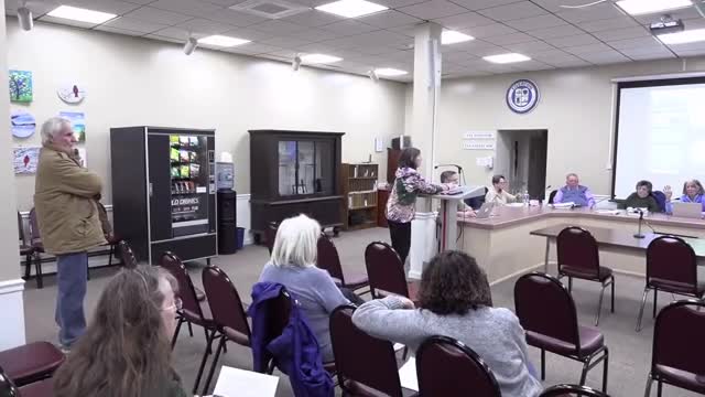 Volunteer boards defend zoning work during public meeting