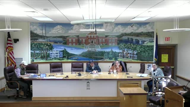 Residents urge completion of audit before budget vote; councilors debate stipends and personal property enforcement