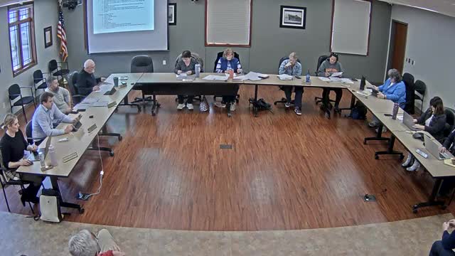 Hortonville board keeps downtown Main Street at 41-foot design after resident debate