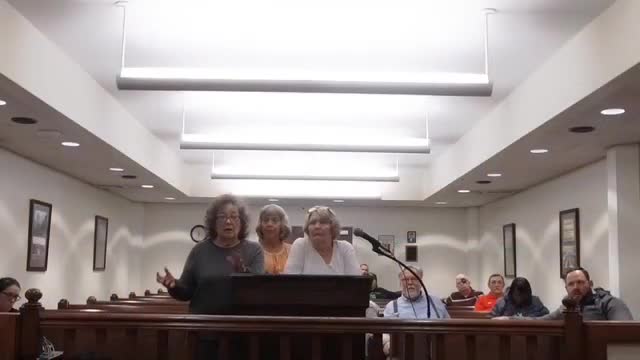 Residents urge city officials to address access issues on Cleveland Street