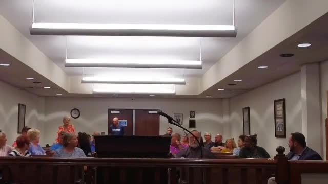 Peggy Hartman calls for improved city communication on Florence Avenue issues