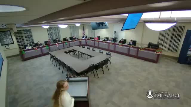Resident urges council for handicap crossing at Tallwood Timothy intersection