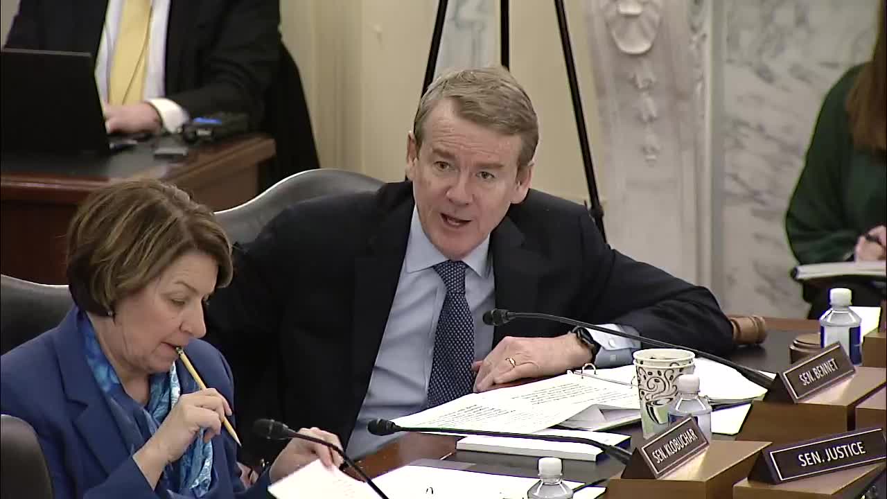 Senator raises alarm over fire management staffing shortages in Colorado