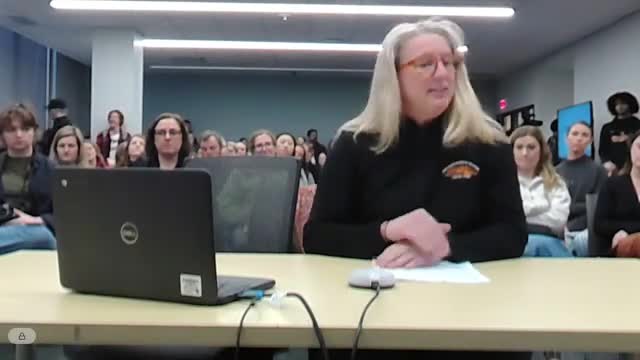 Saint Louis Park teachers oppose demanding 5.5 class schedule amid budget cuts