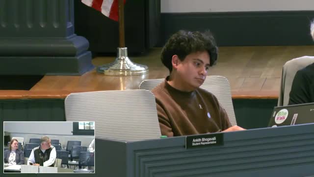 Jeff Milburn questions DEI salaries at Winchester Public Schools meeting