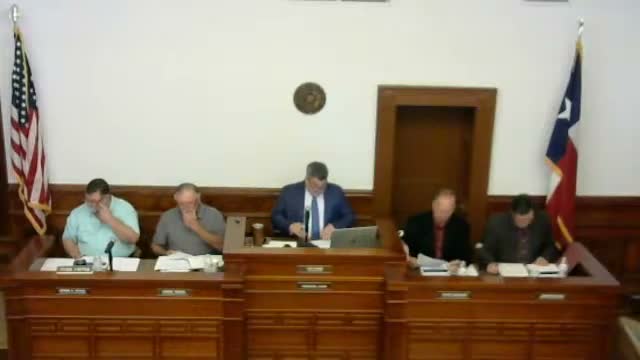 Lavaca County approves fifth channel for 800 MHz public-safety radio system; county's net cost about $50,000