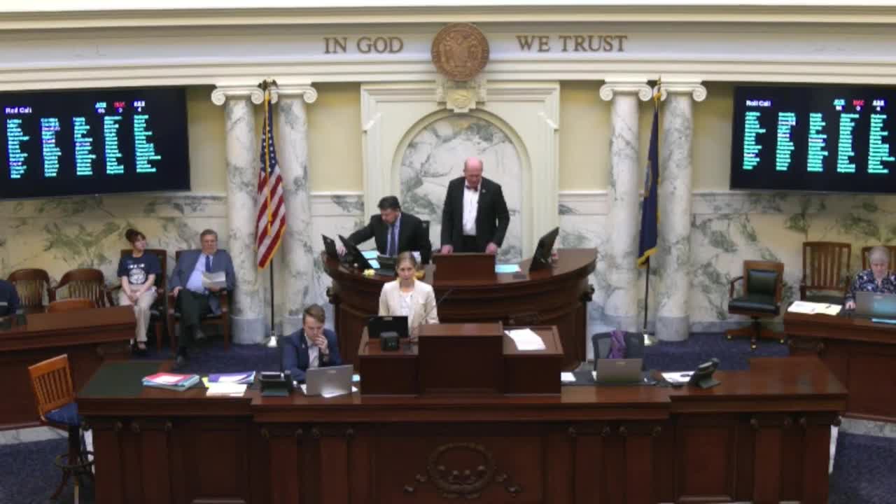 Idaho House conducts prayer and pledge led by Boise High student Ellery Chasen