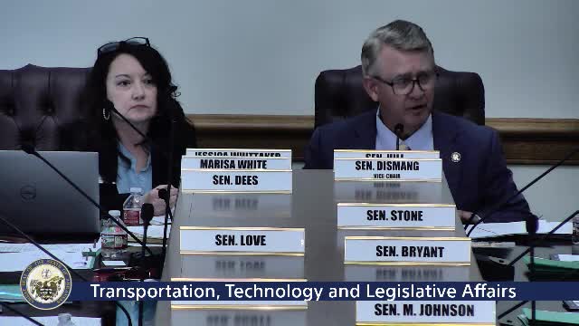 Senate committee approves bill to withhold railroad employee names from press