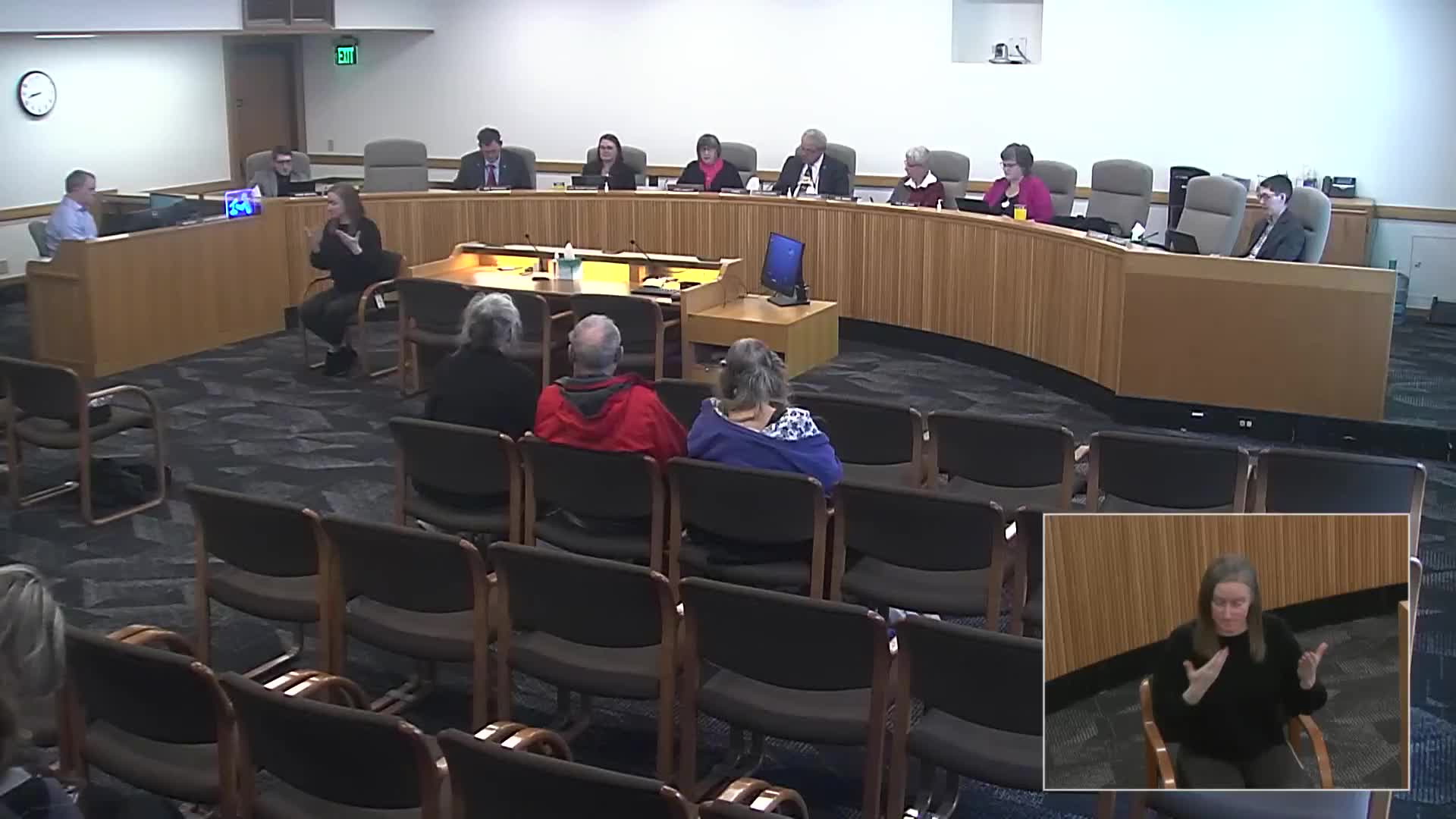Oregon Senate passes three bills addressing charter school regulations and student needs