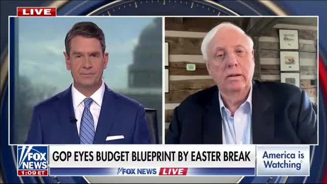 Justice says tax cuts, energy growth key to recovery, cites West Virginia experience