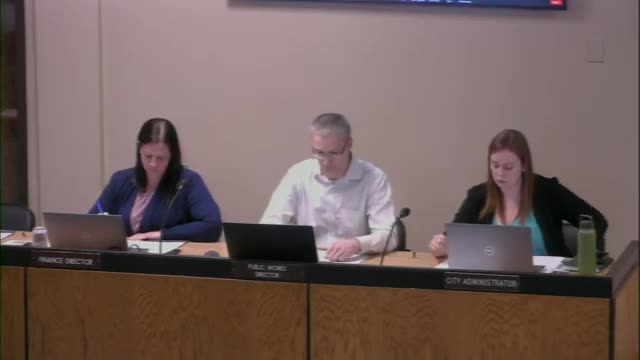 Little Falls City Council discusses golf course logo, clubhouse lease and repairs