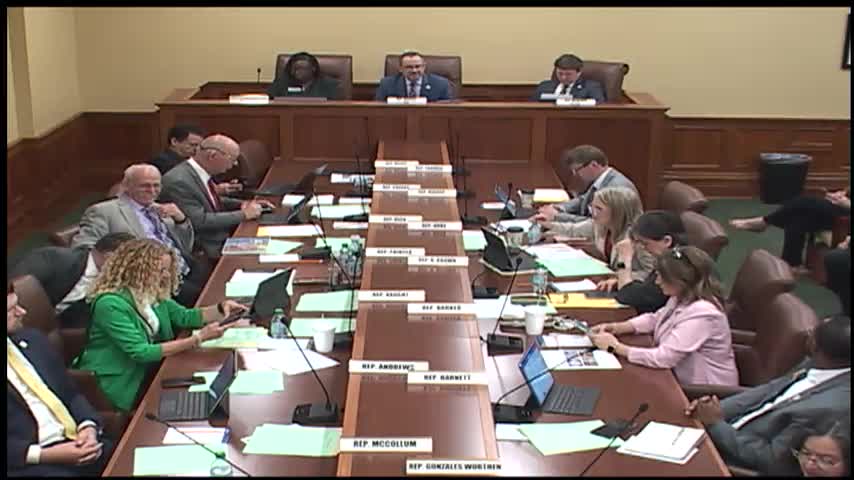 Arkansas lawmakers propose bill for expanded paid maternity leave in education