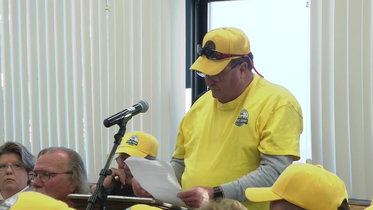 Hartford County residents oppose airport expansion and zoning changes at public meeting