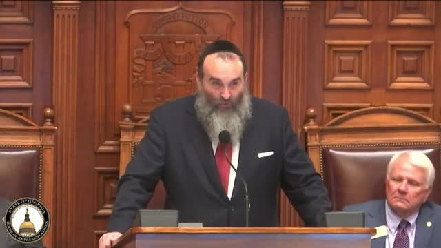 Rabbi discusses lunar calendar's impact on Passover timing at Georgia State House